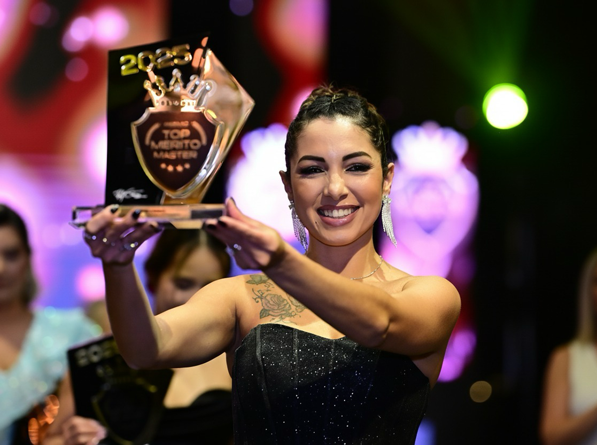 Taty Gimenez apresentando a experiência Eu amo Servir